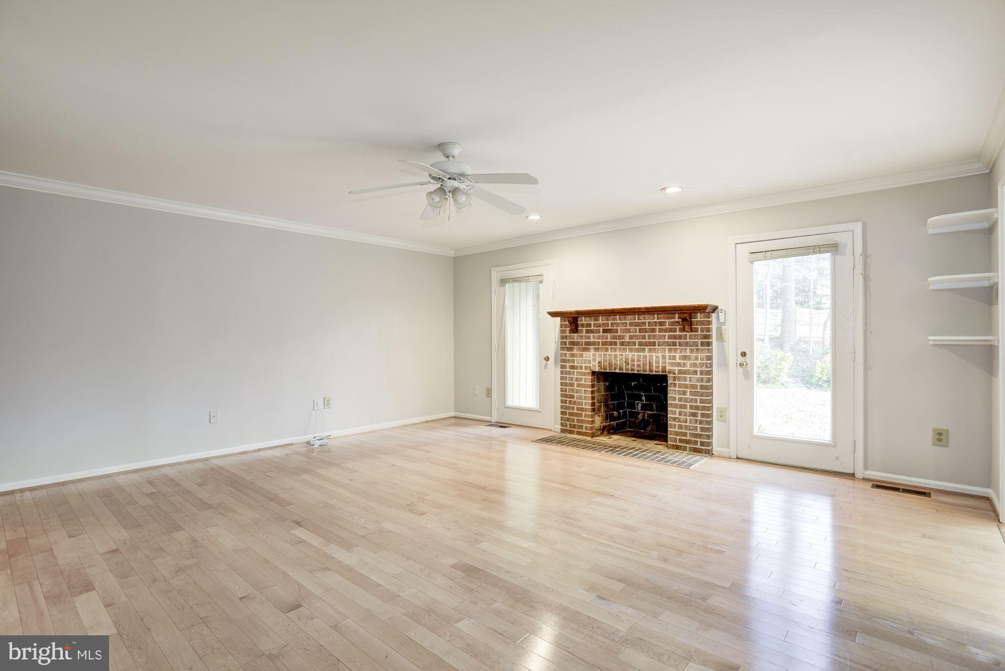 LANGLEY OAKS - Residential