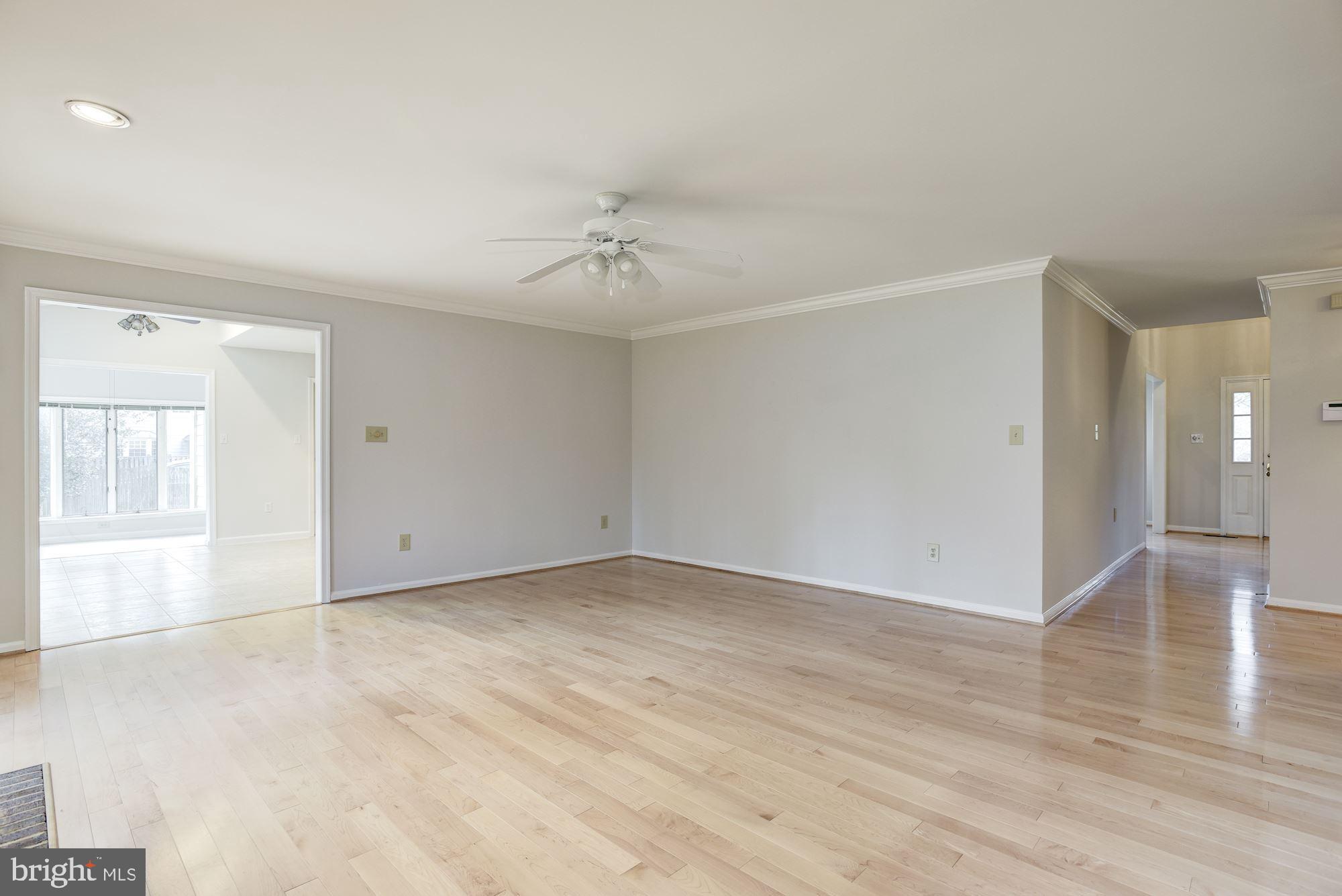 LANGLEY OAKS - Residential