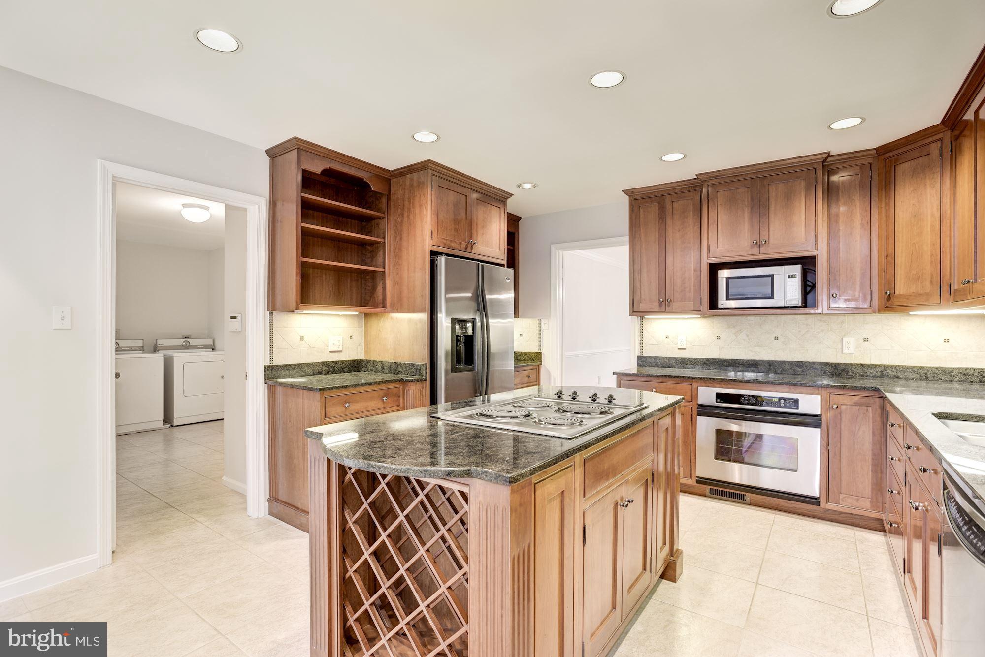 LANGLEY OAKS - Residential