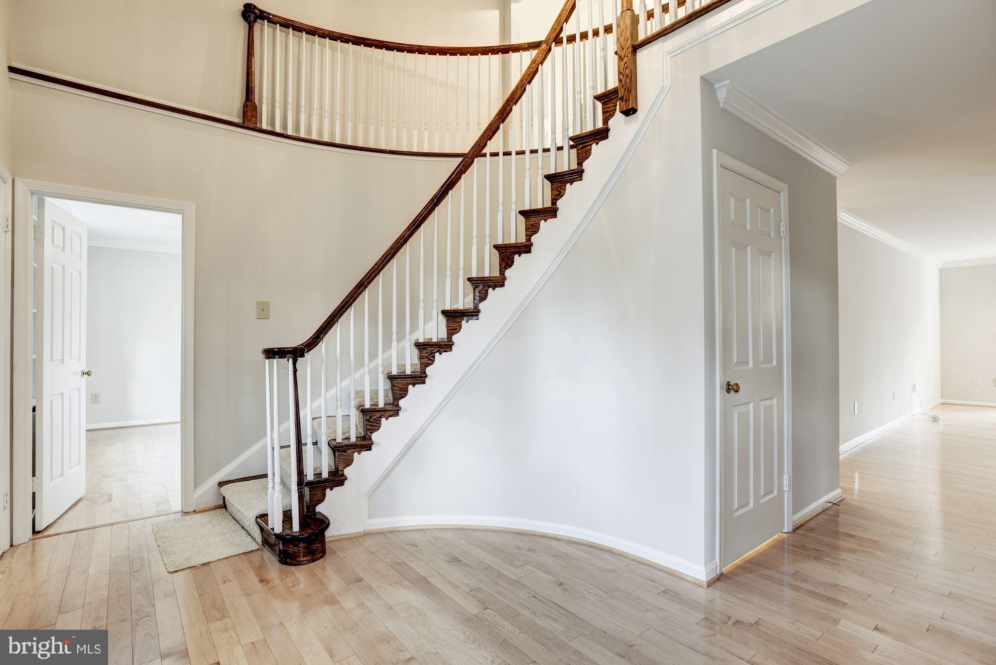 LANGLEY OAKS - Residential