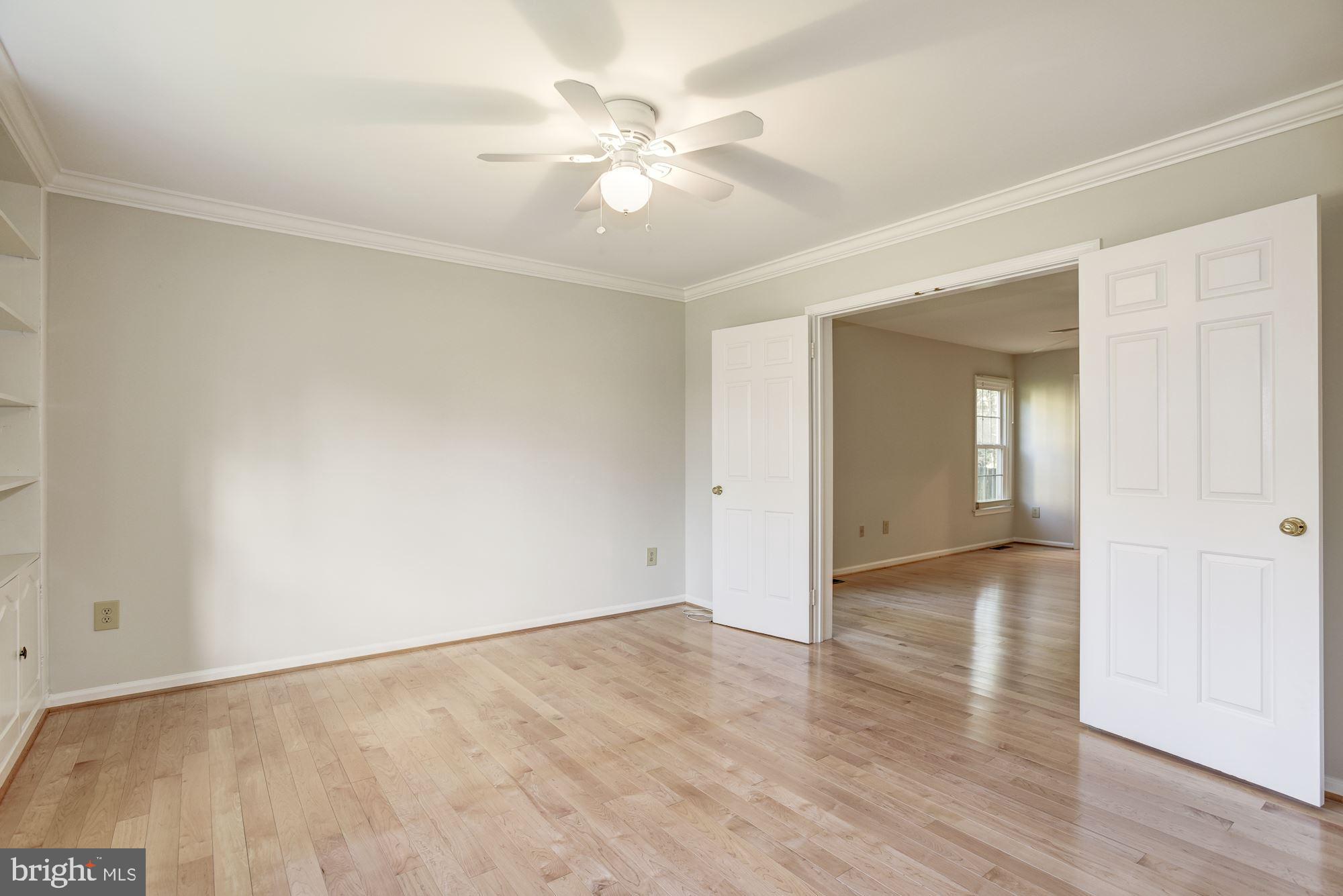 LANGLEY OAKS - Residential