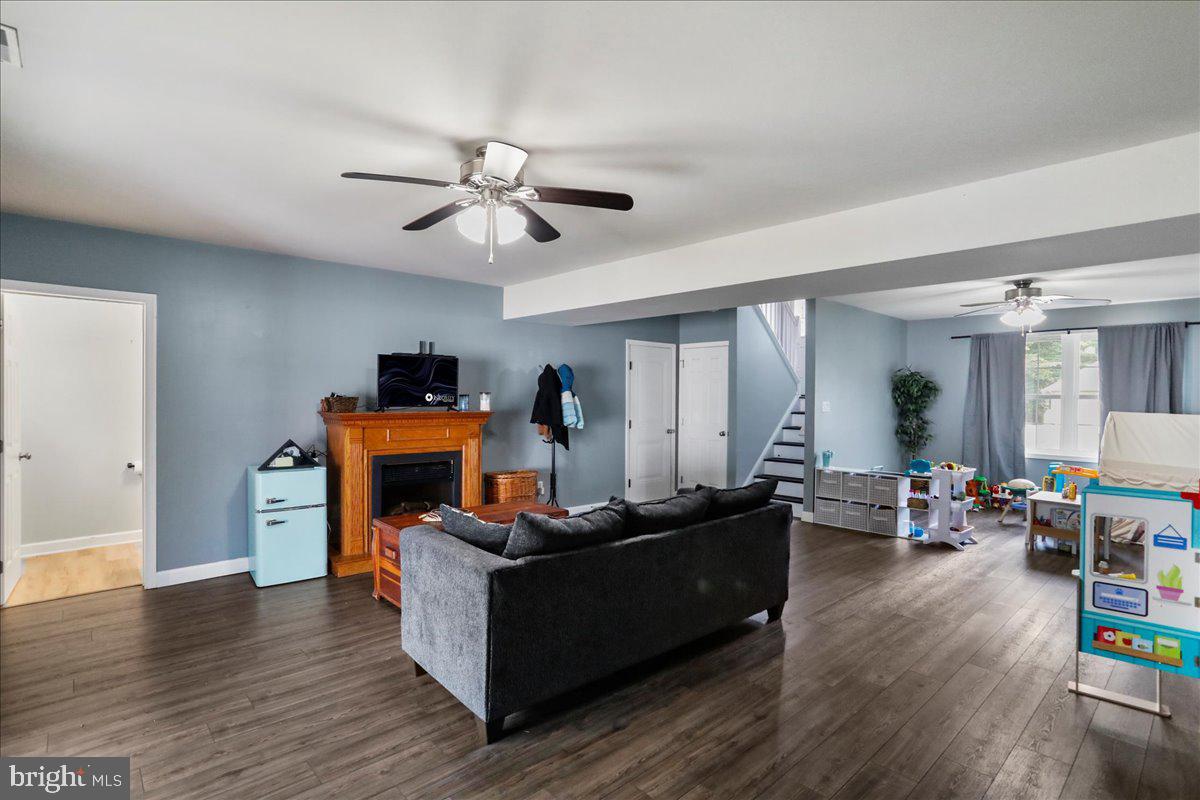 SHADOW RIDGE - Residential