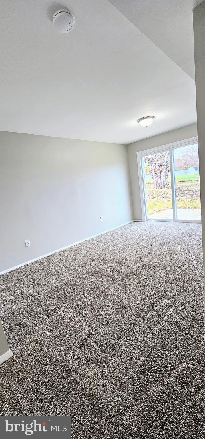 CAPITAL ESTATES - Residential