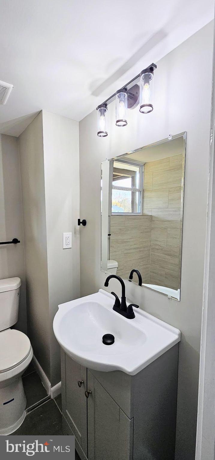 CAPITAL ESTATES - Residential