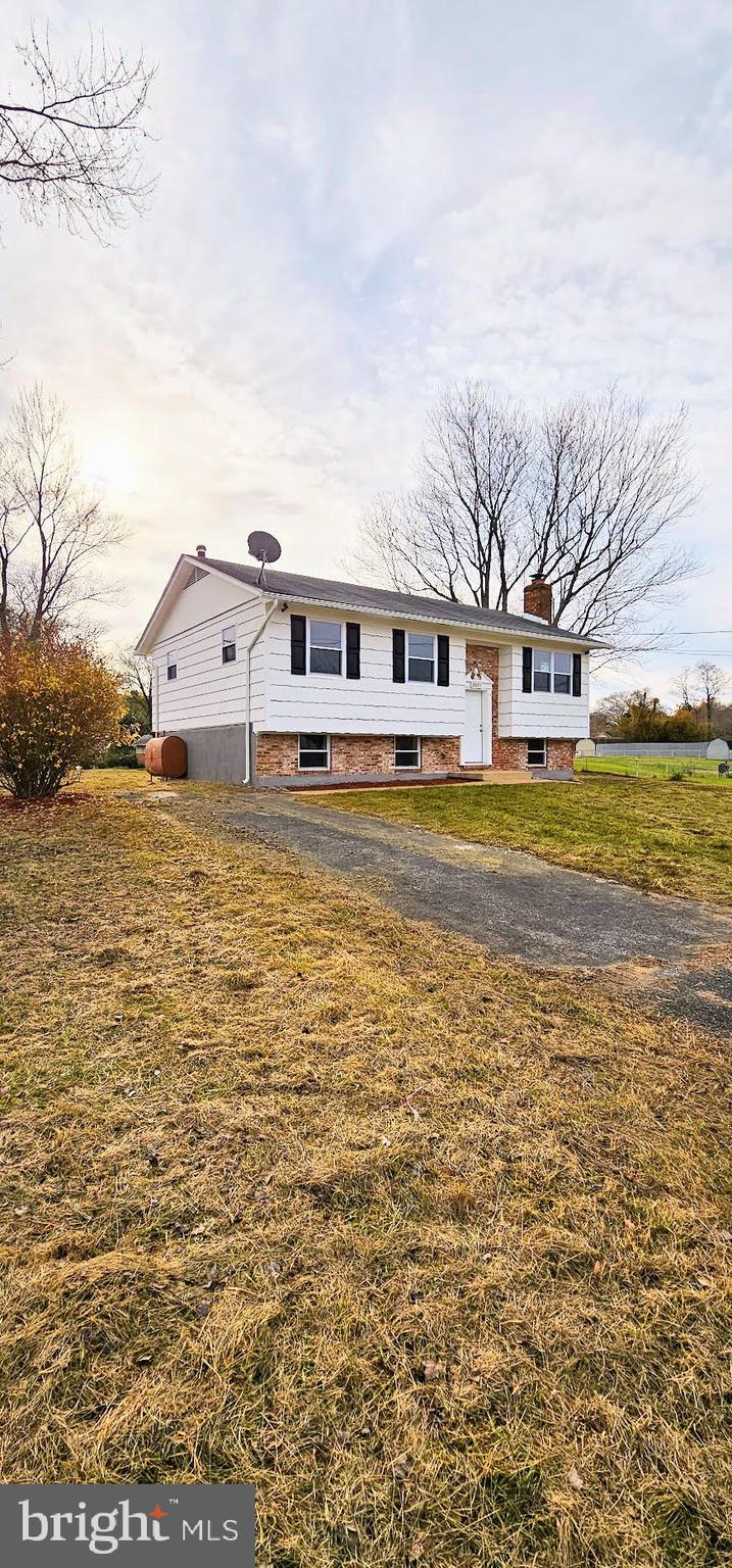 CAPITAL ESTATES - Residential