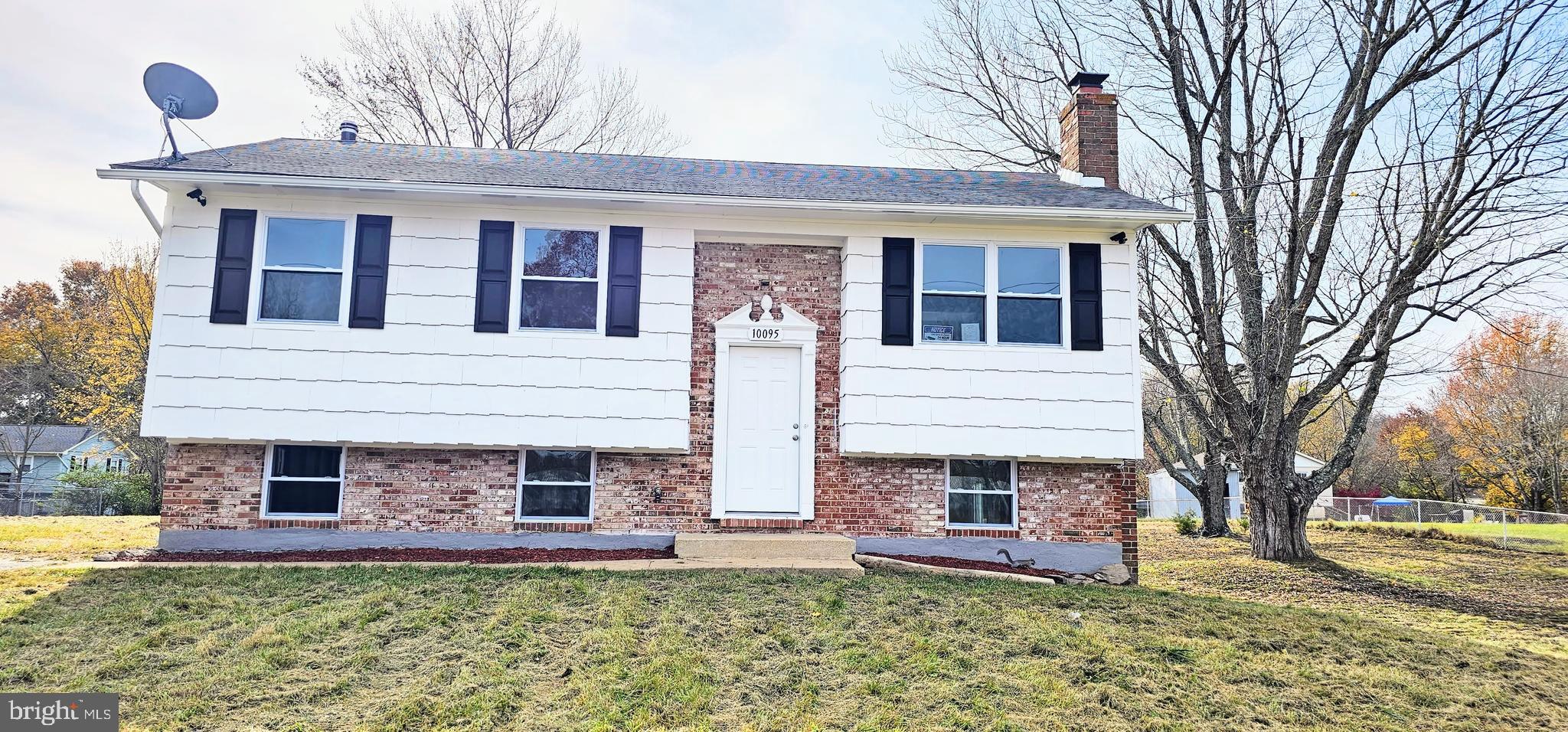 CAPITAL ESTATES - Residential