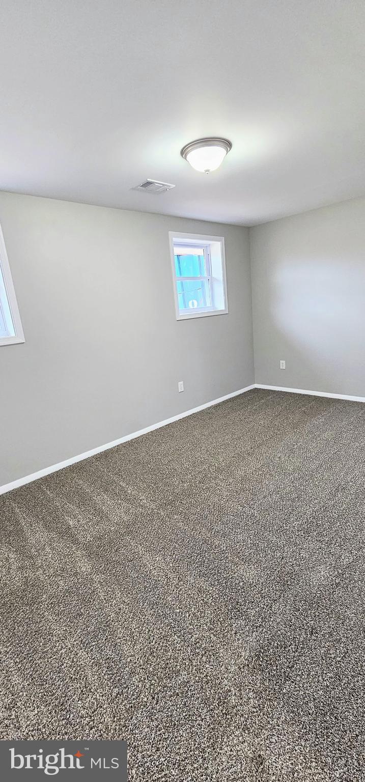 CAPITAL ESTATES - Residential