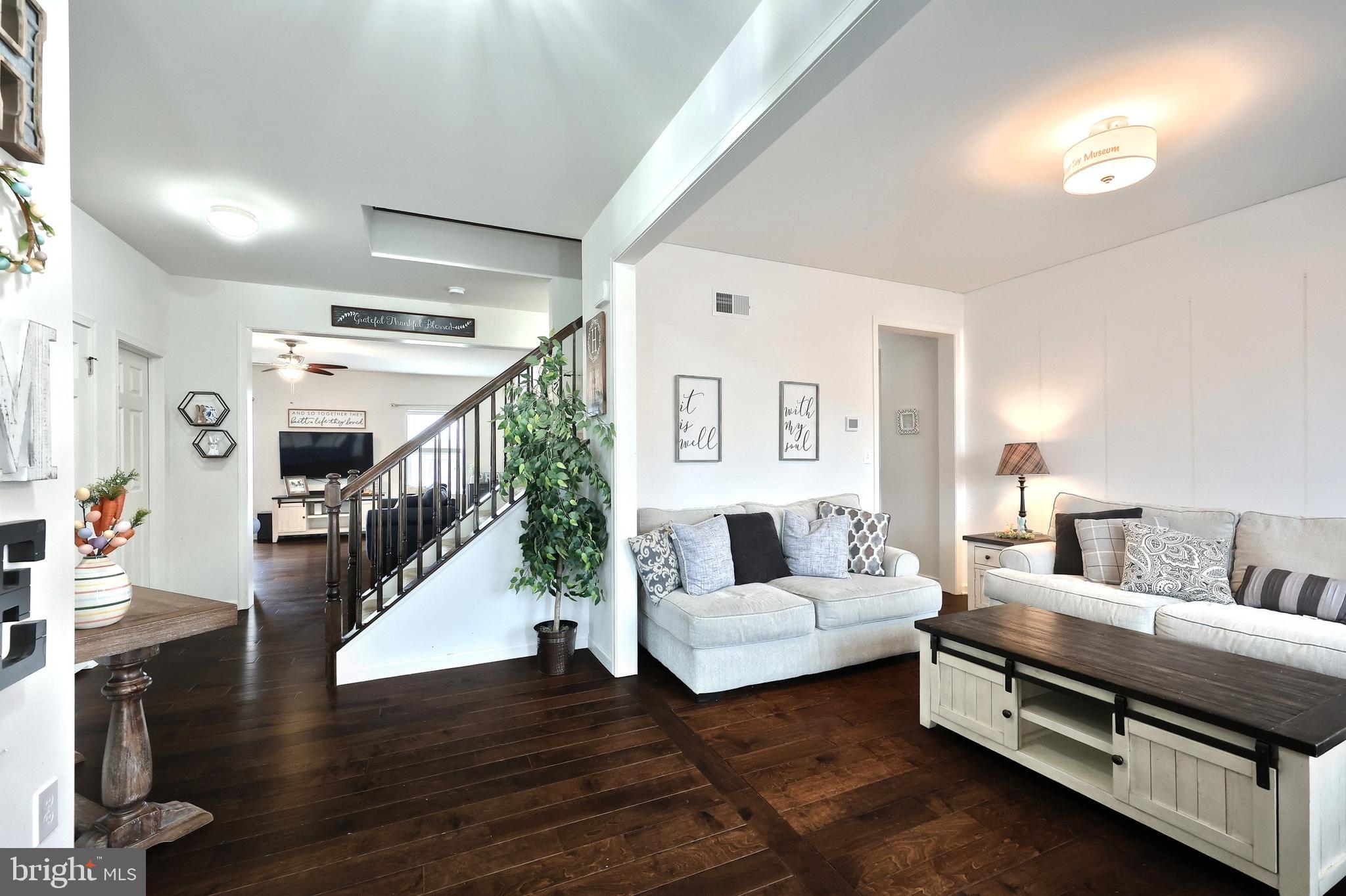 APPLEWOOD - Residential