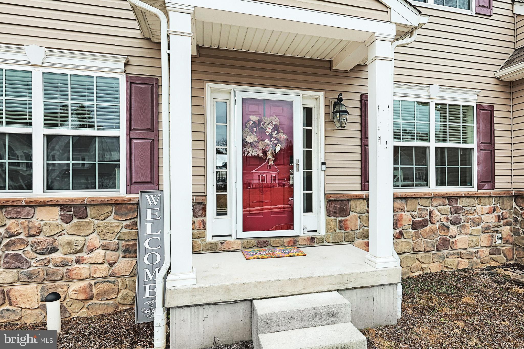 APPLEWOOD - Residential