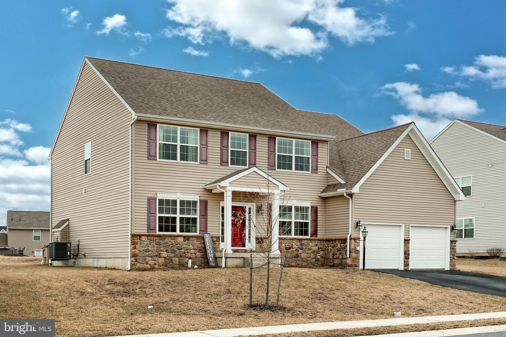 APPLEWOOD - Residential