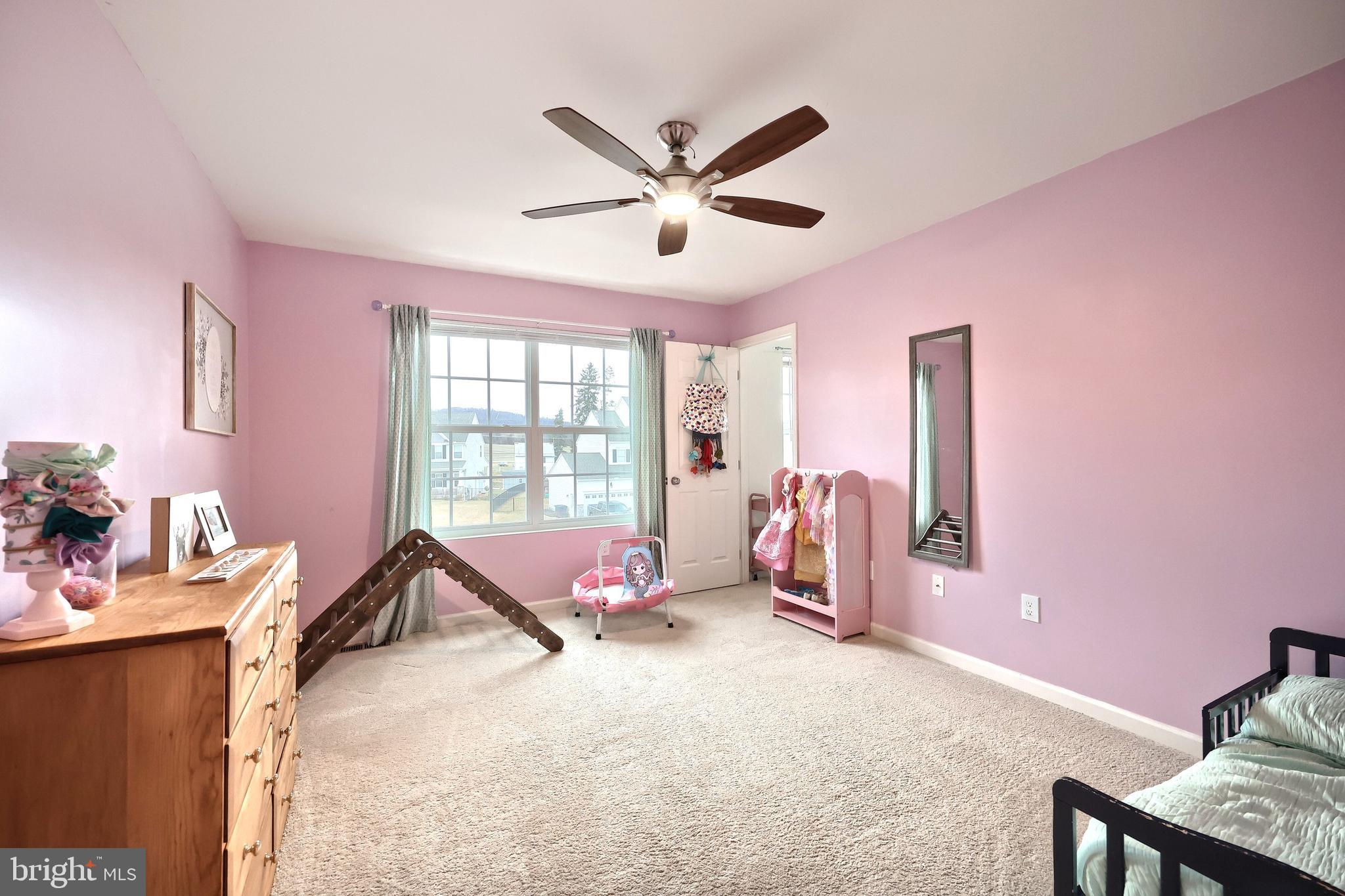 APPLEWOOD - Residential