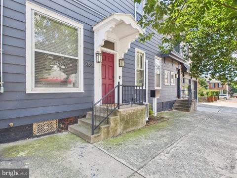 Photo of 265 Reily Street, HARRISBURG, PA 17102 (MLS # PADA2063366)