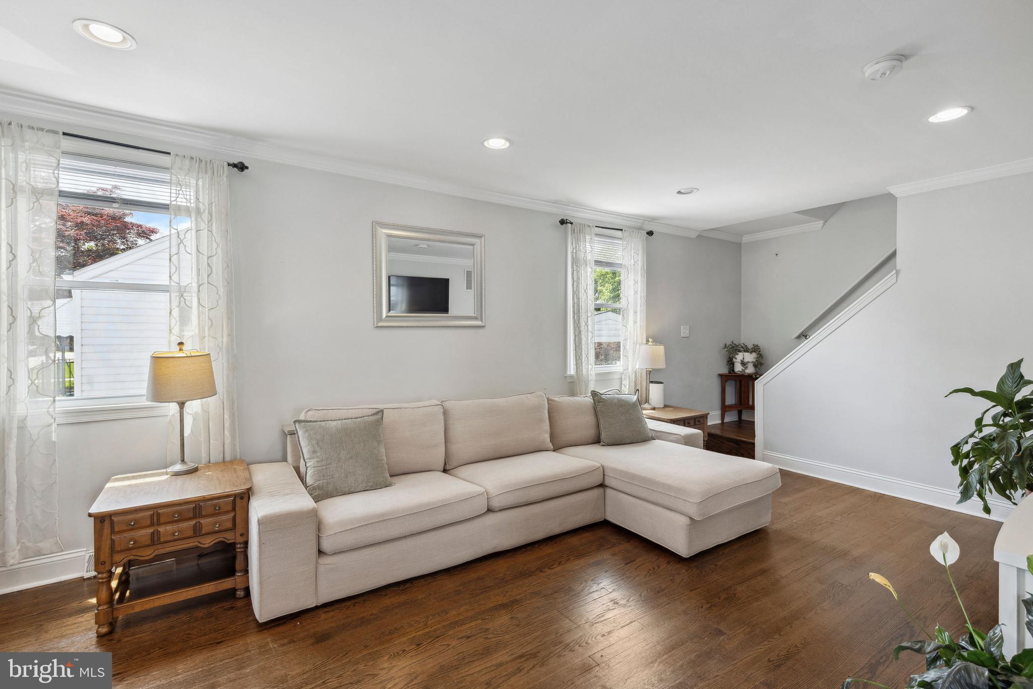 22 ELINOR AVENUE