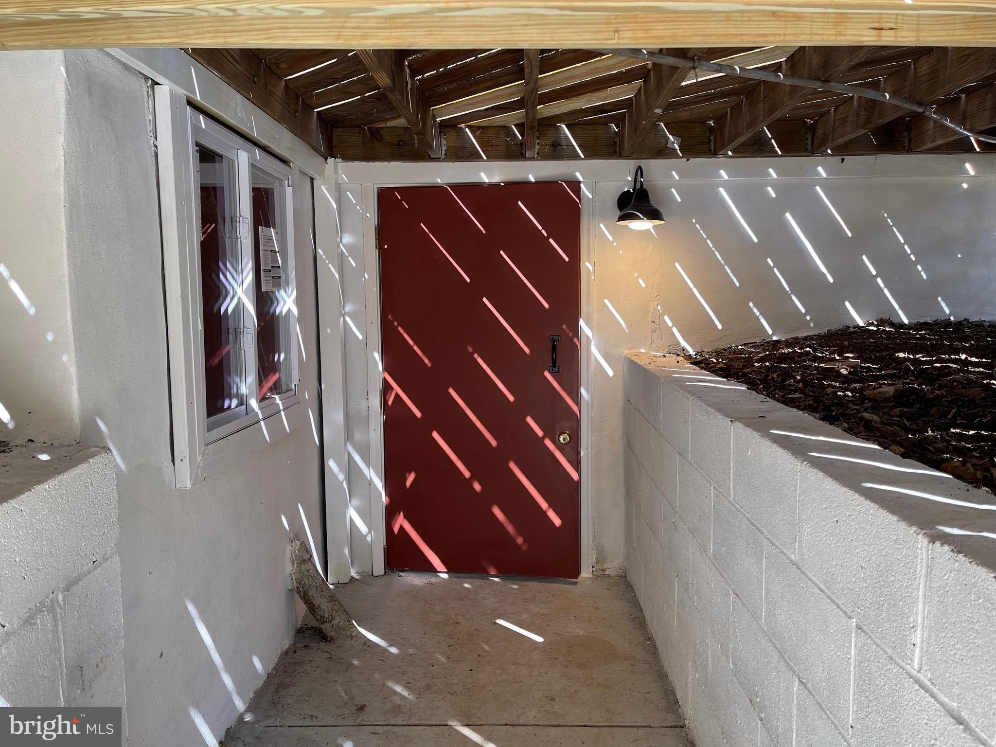 FRIENDLY HILLS - Residential