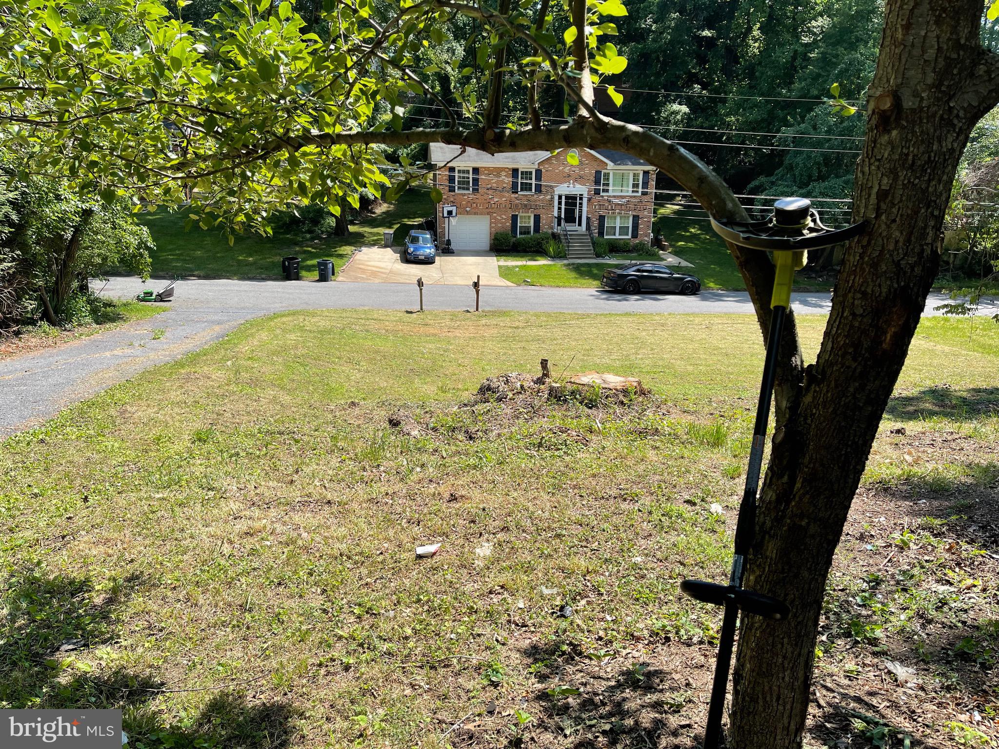 FRIENDLY HILLS - Residential