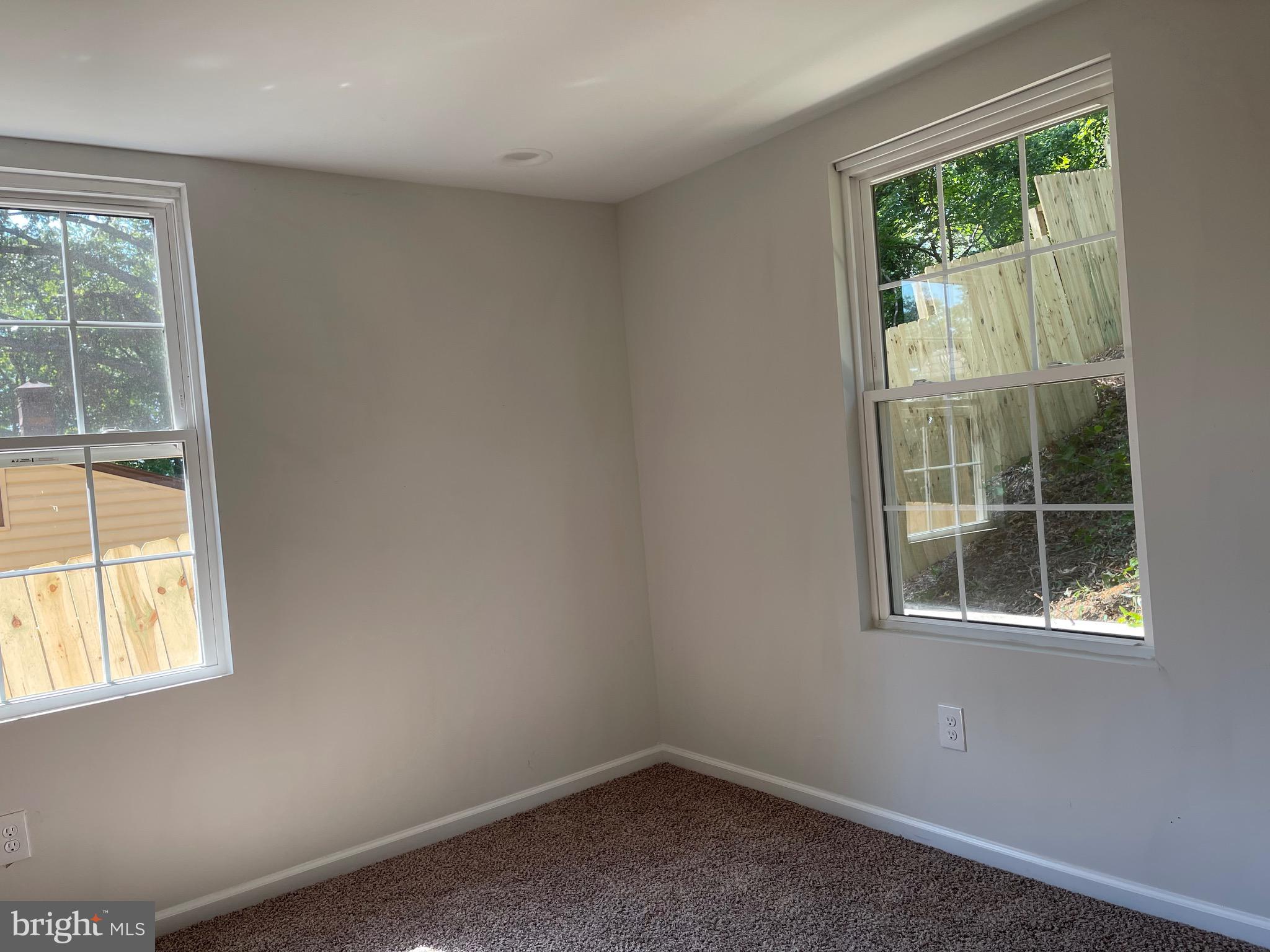 FRIENDLY HILLS - Residential