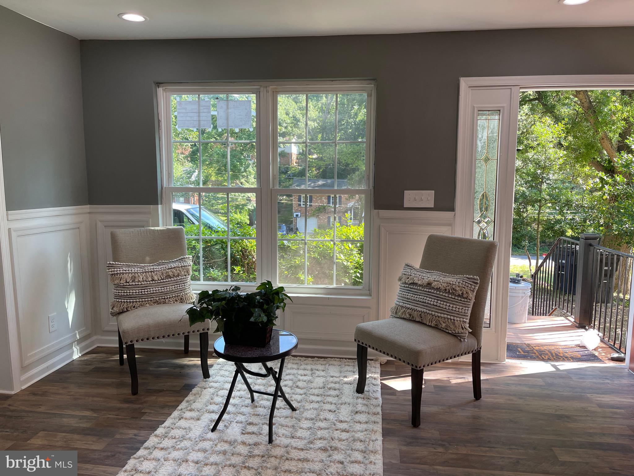 FRIENDLY HILLS - Residential