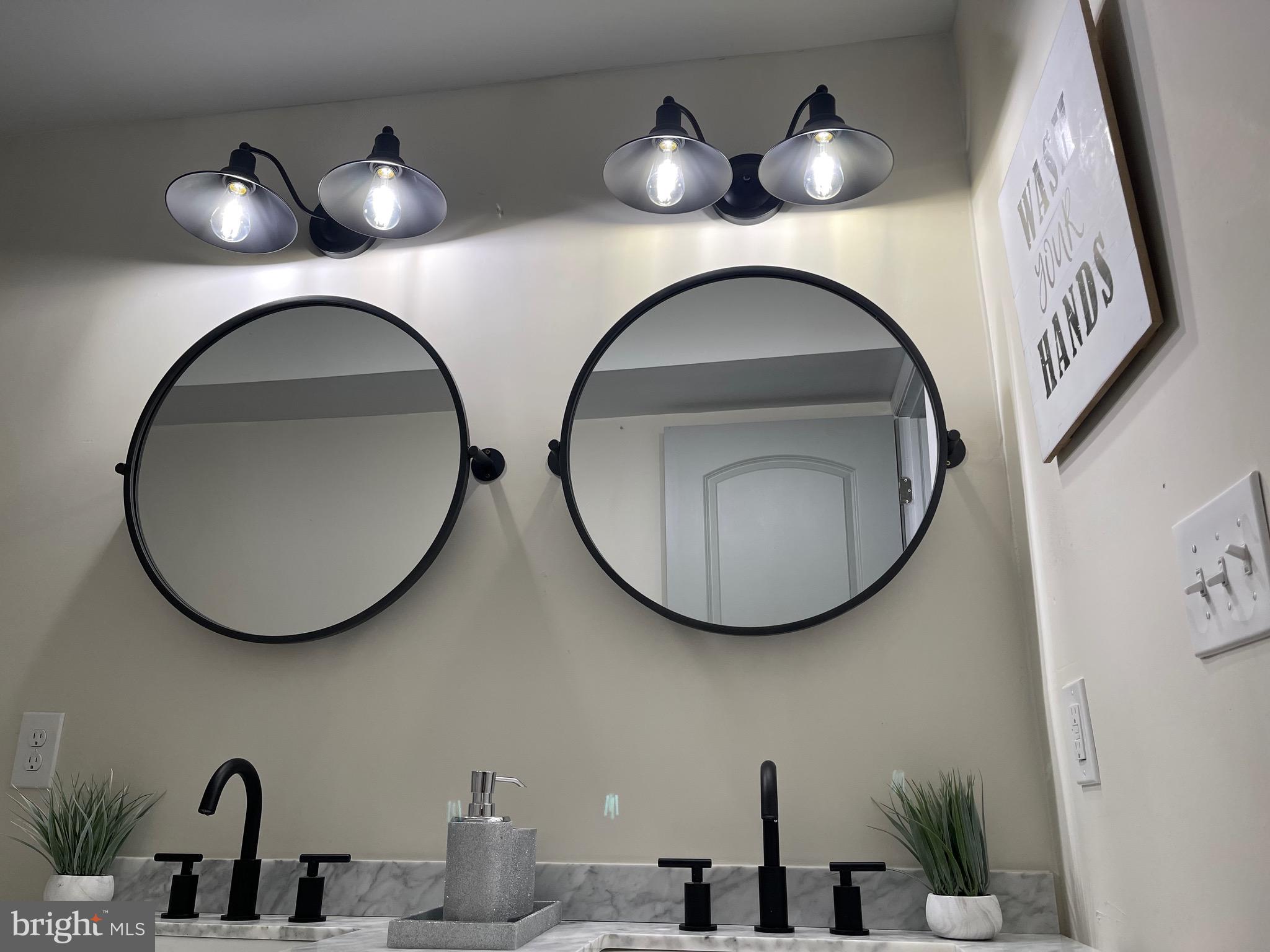 FRIENDLY HILLS - Residential