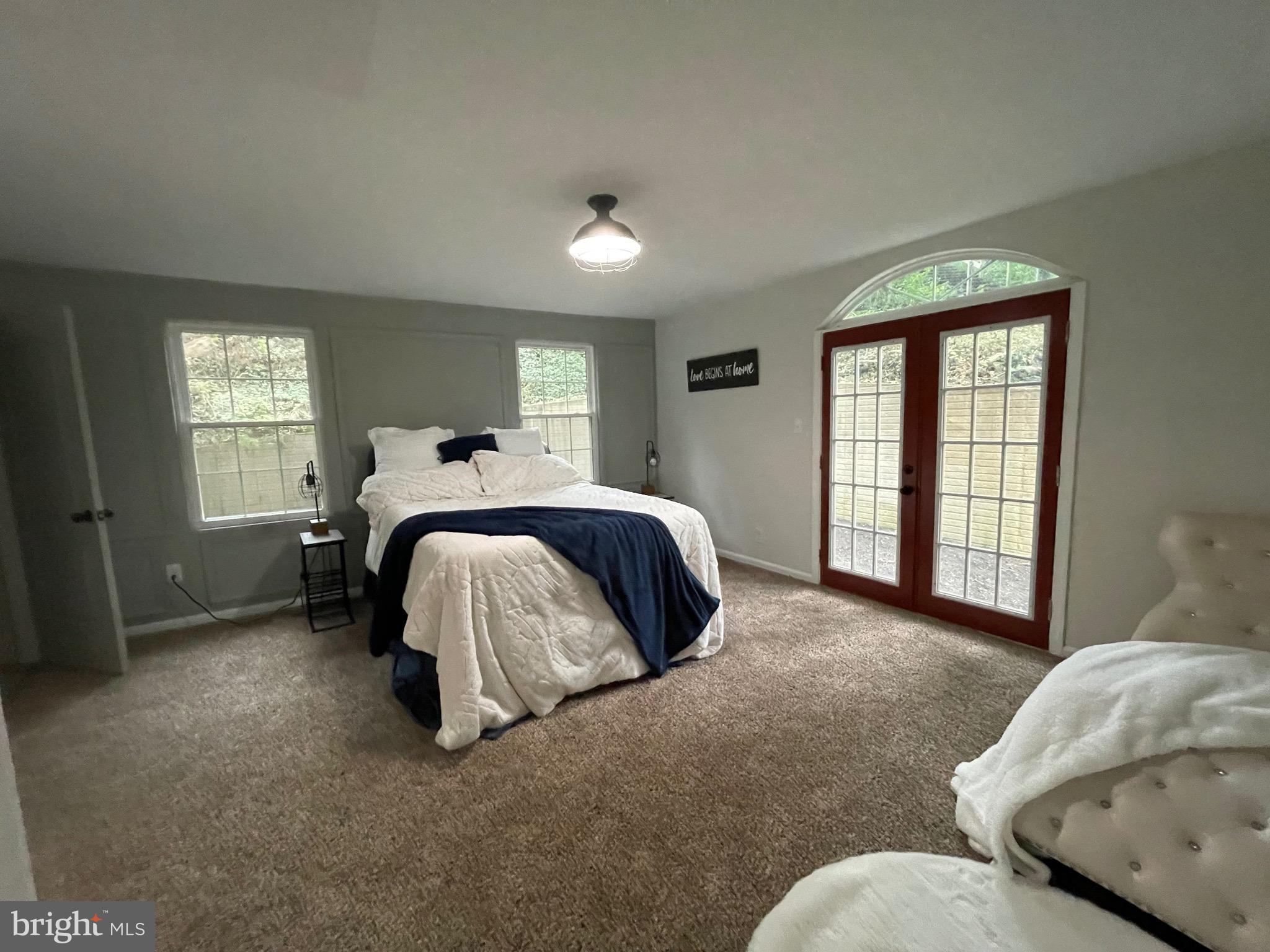 FRIENDLY HILLS - Residential