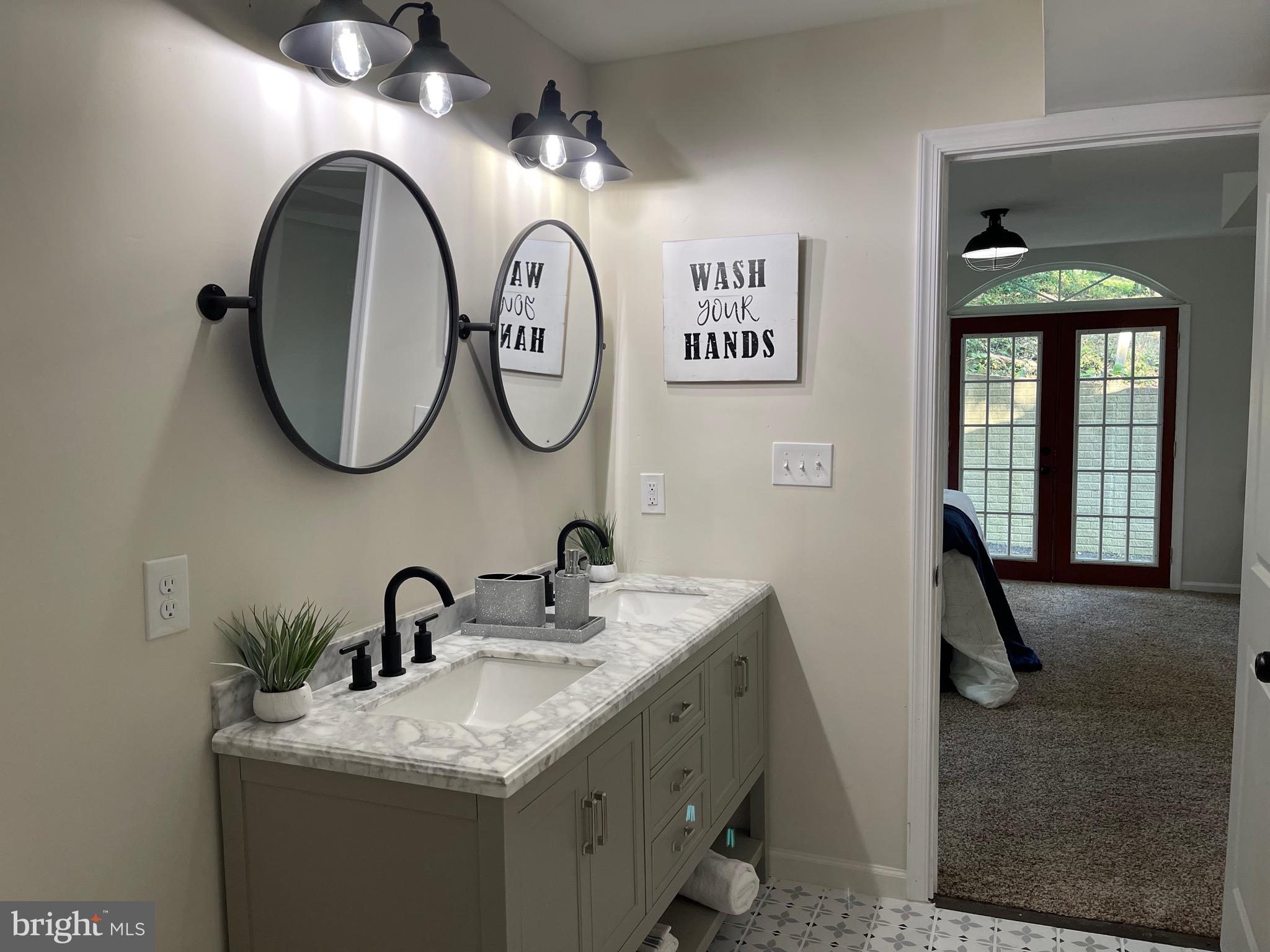 FRIENDLY HILLS - Residential