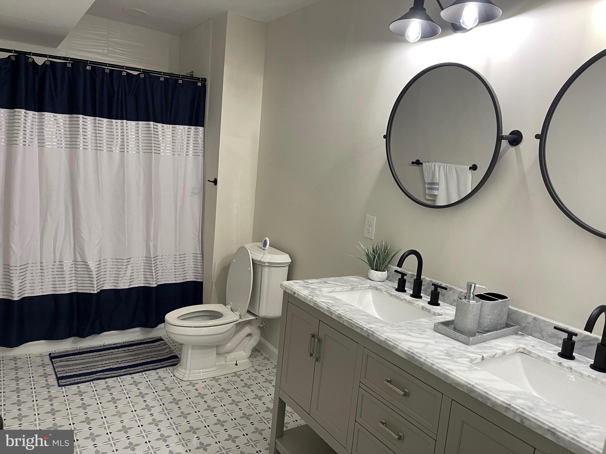 FRIENDLY HILLS - Residential