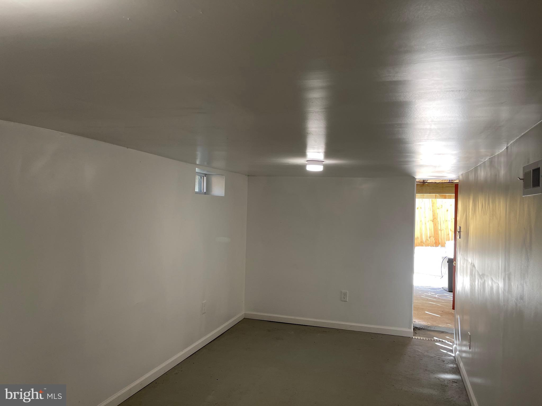 FRIENDLY HILLS - Residential