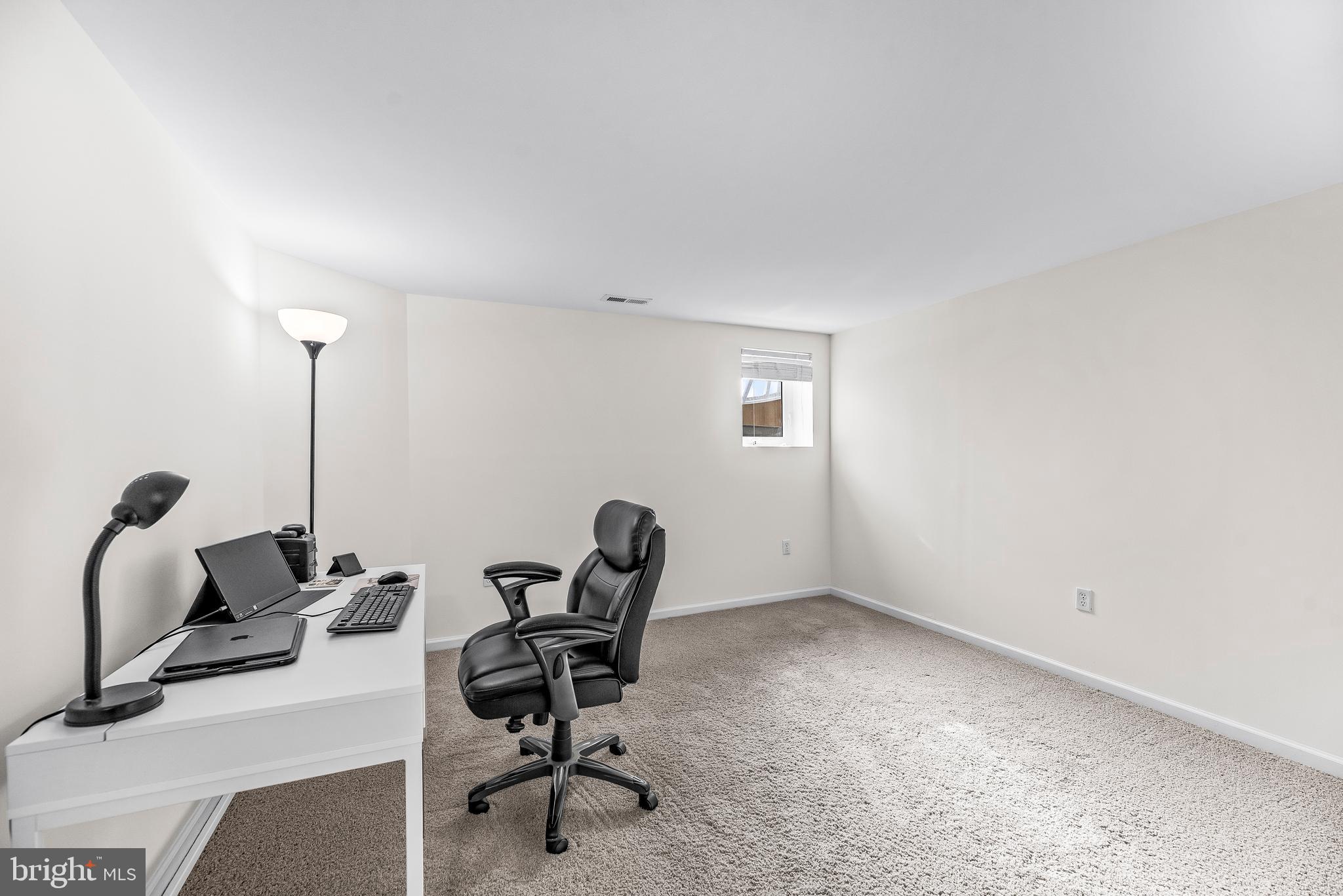 DRUM POINT - Residential