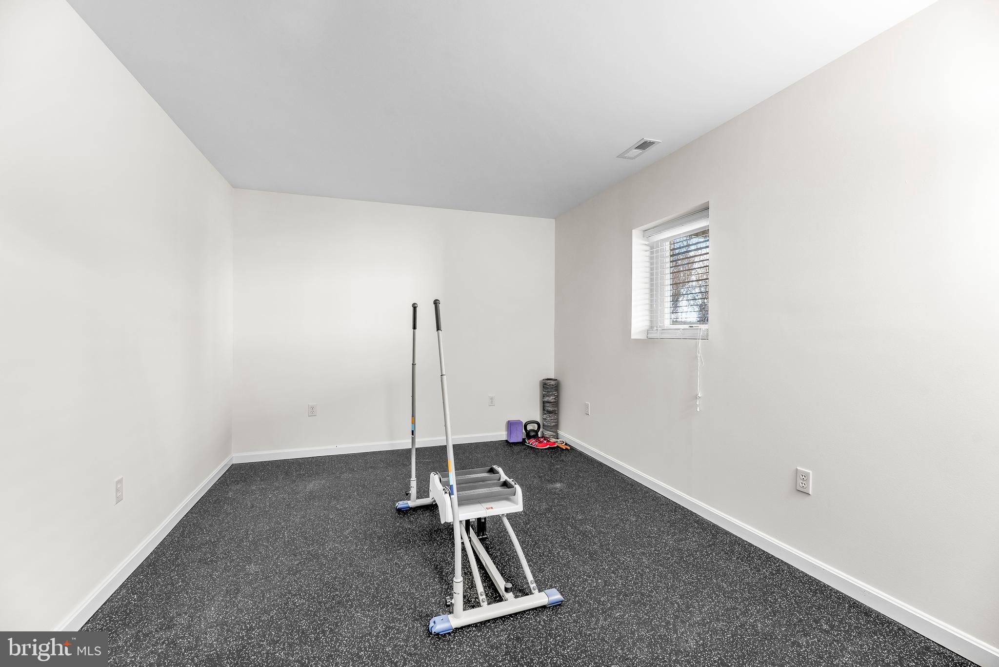 DRUM POINT - Residential