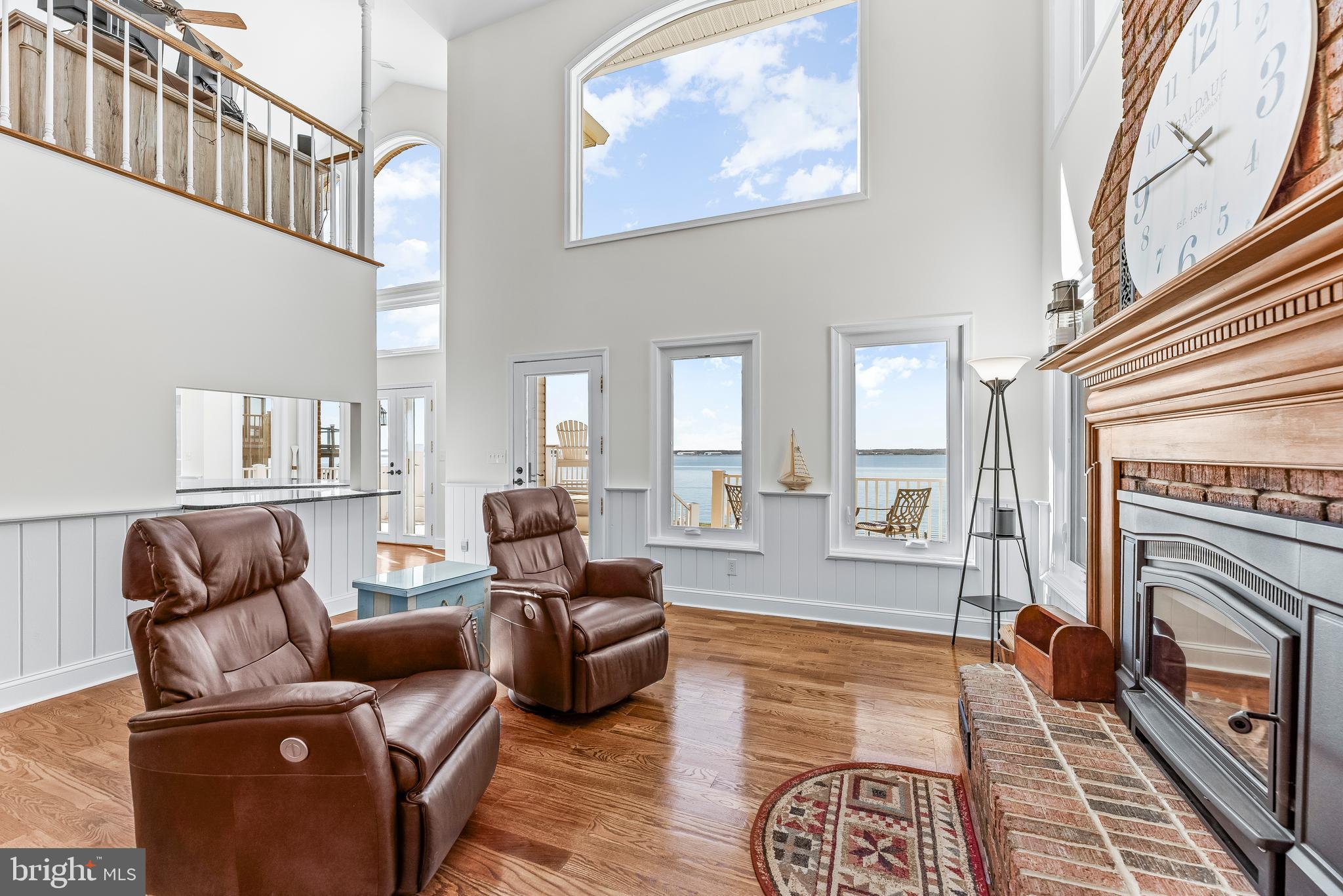 DRUM POINT - Residential