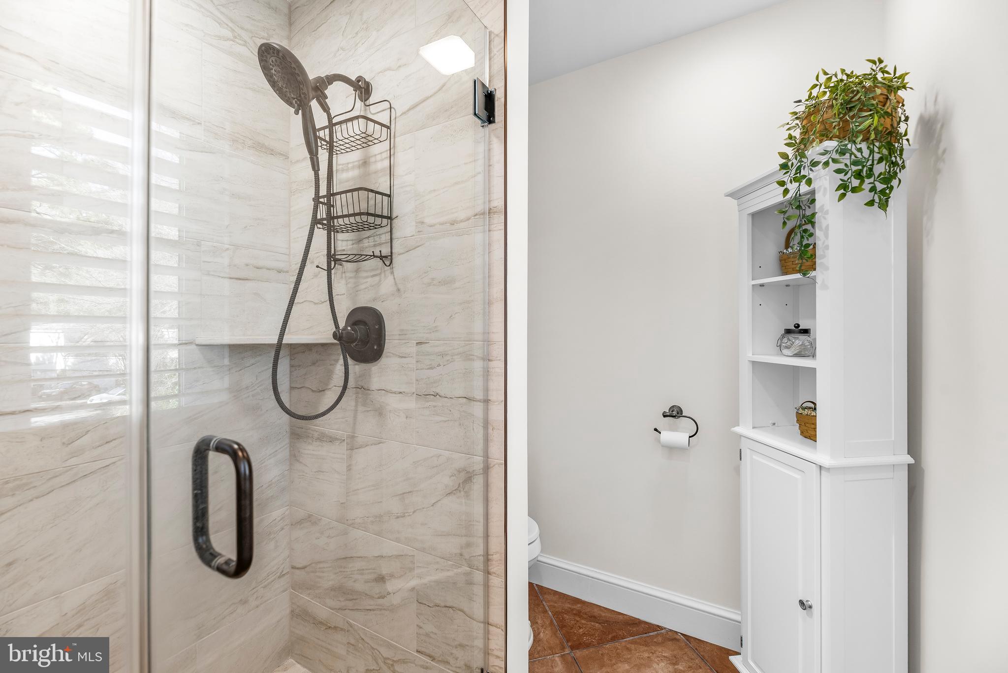 DRUM POINT - Residential