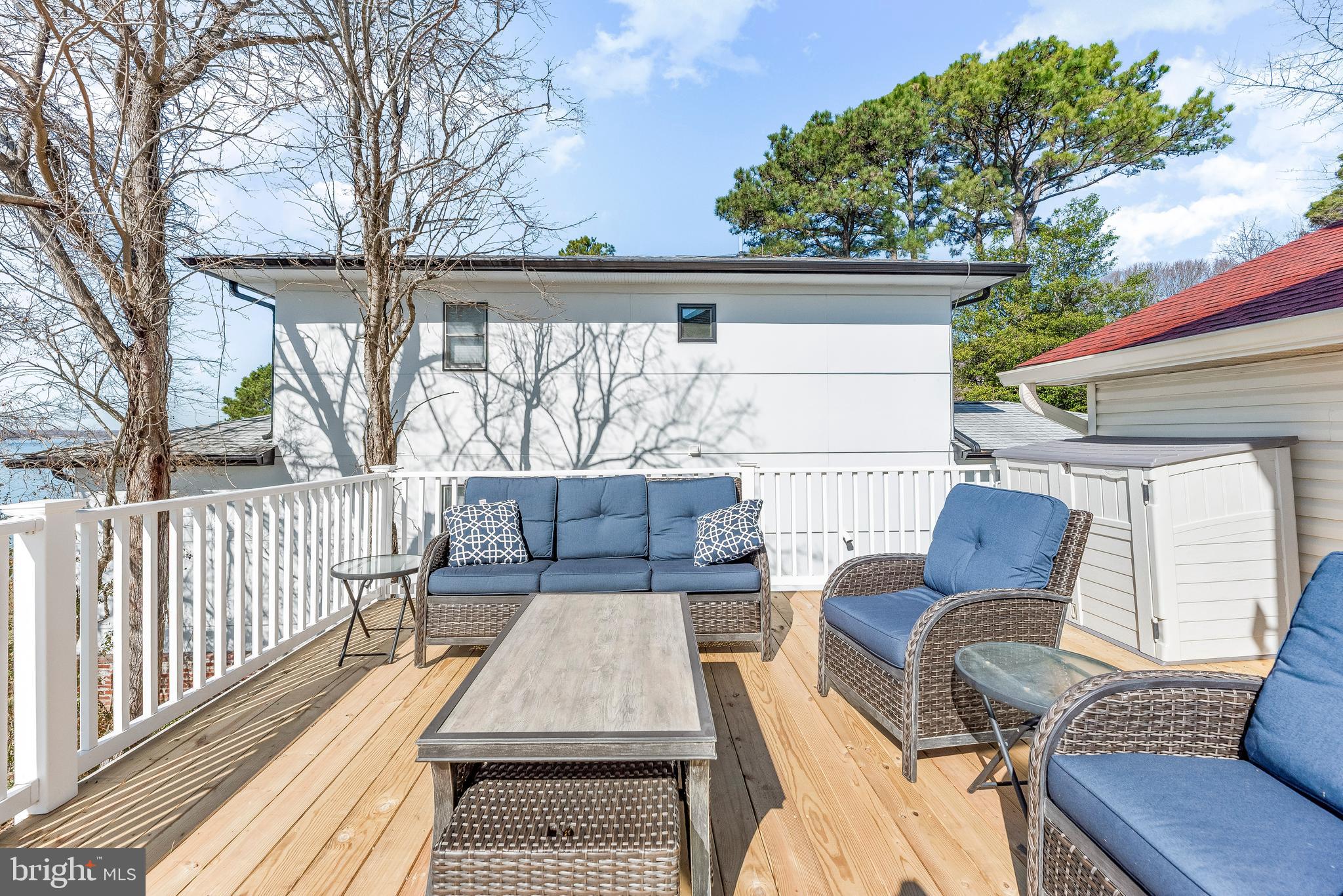 DRUM POINT - Residential