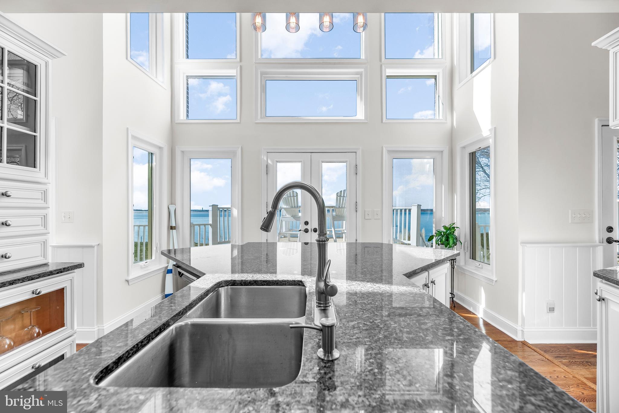 DRUM POINT - Residential