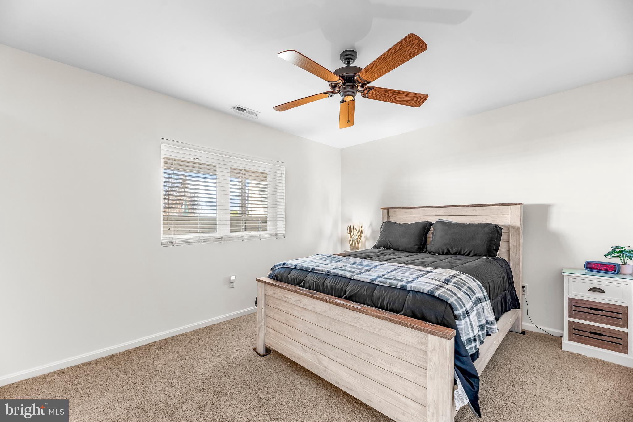 DRUM POINT - Residential