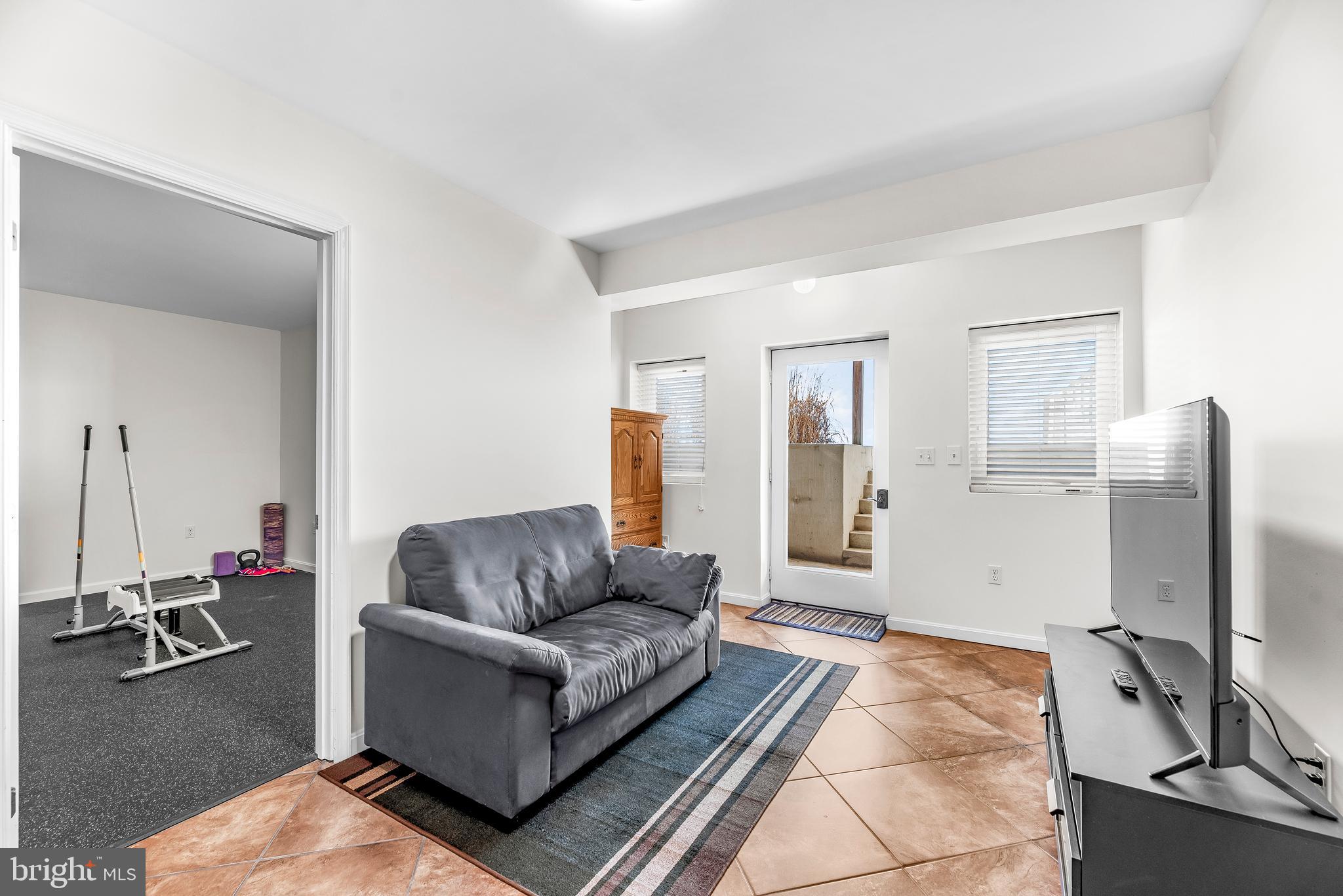 DRUM POINT - Residential