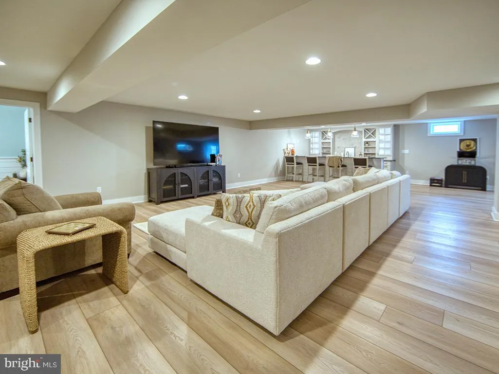 Lewes, Delaware 19958, United States, 7 Bedrooms Bedrooms, ,8 BathroomsBathrooms,Residential,Coming Soon,194232