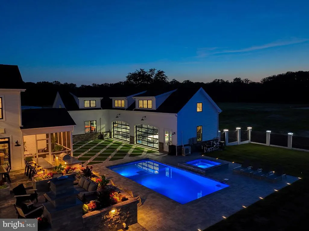 Lewes, Delaware 19958, United States, 7 Bedrooms Bedrooms, ,8 BathroomsBathrooms,Residential,Coming Soon,194232