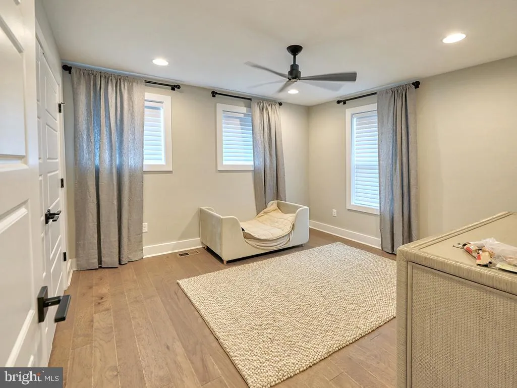 Lewes, Delaware 19958, United States, 7 Bedrooms Bedrooms, ,8 BathroomsBathrooms,Residential,Coming Soon,194232