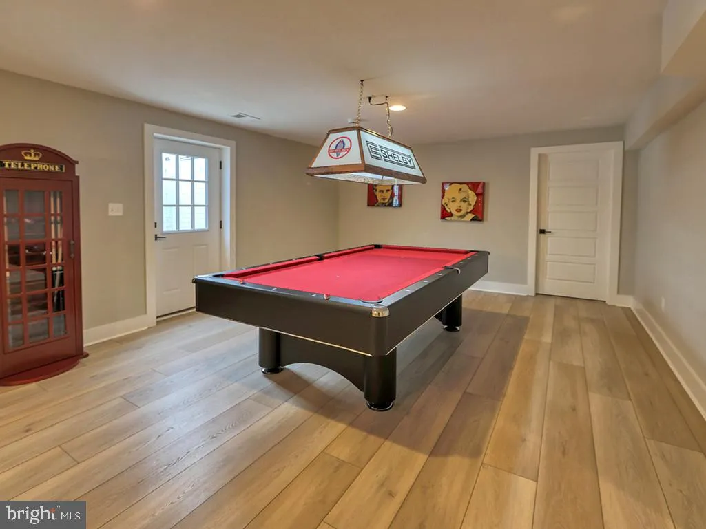 Lewes, Delaware 19958, United States, 7 Bedrooms Bedrooms, ,8 BathroomsBathrooms,Residential,Coming Soon,194232