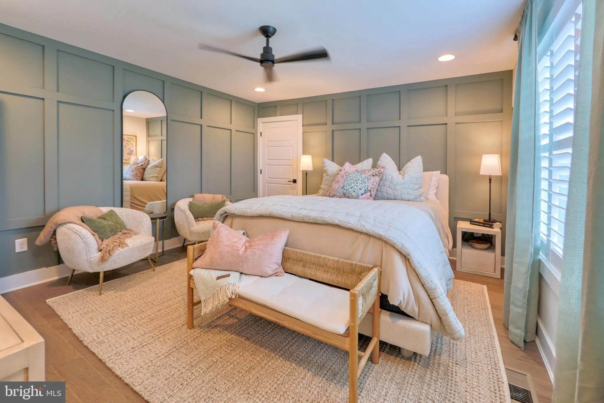 Lewes, Delaware 19958, United States, 7 Bedrooms Bedrooms, ,8 BathroomsBathrooms,Residential,Coming Soon,194232