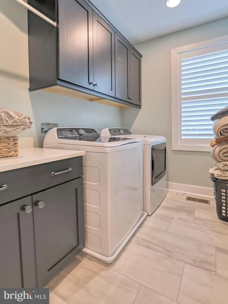 Lewes, Delaware 19958, United States, 7 Bedrooms Bedrooms, ,8 BathroomsBathrooms,Residential,Coming Soon,194232