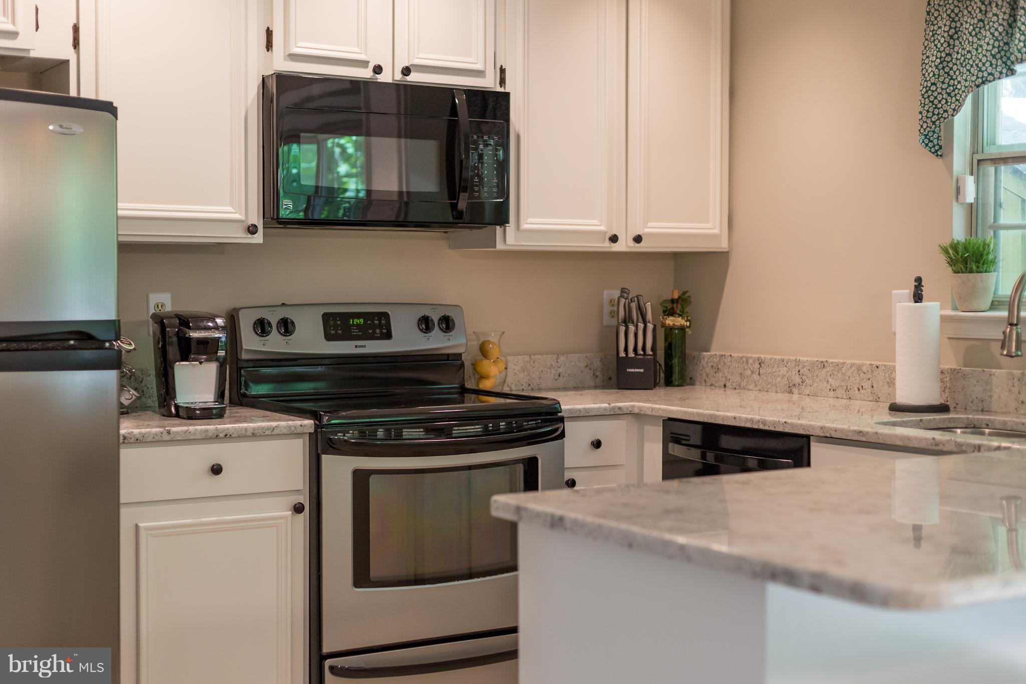 BURKE CENTRE - Residential