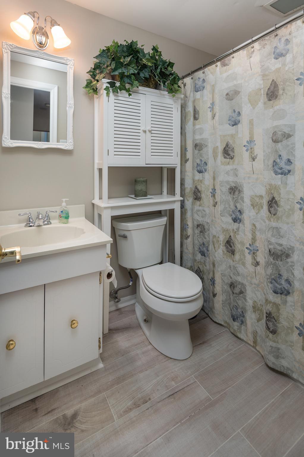 BURKE CENTRE - Residential