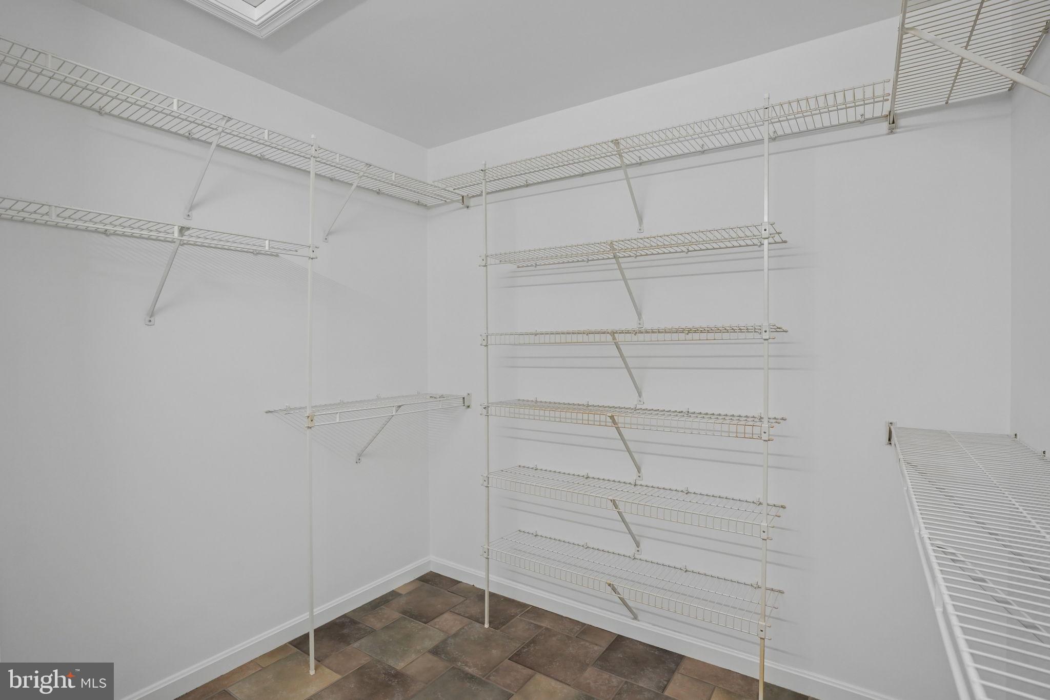 SAW MILL VIL - Residential