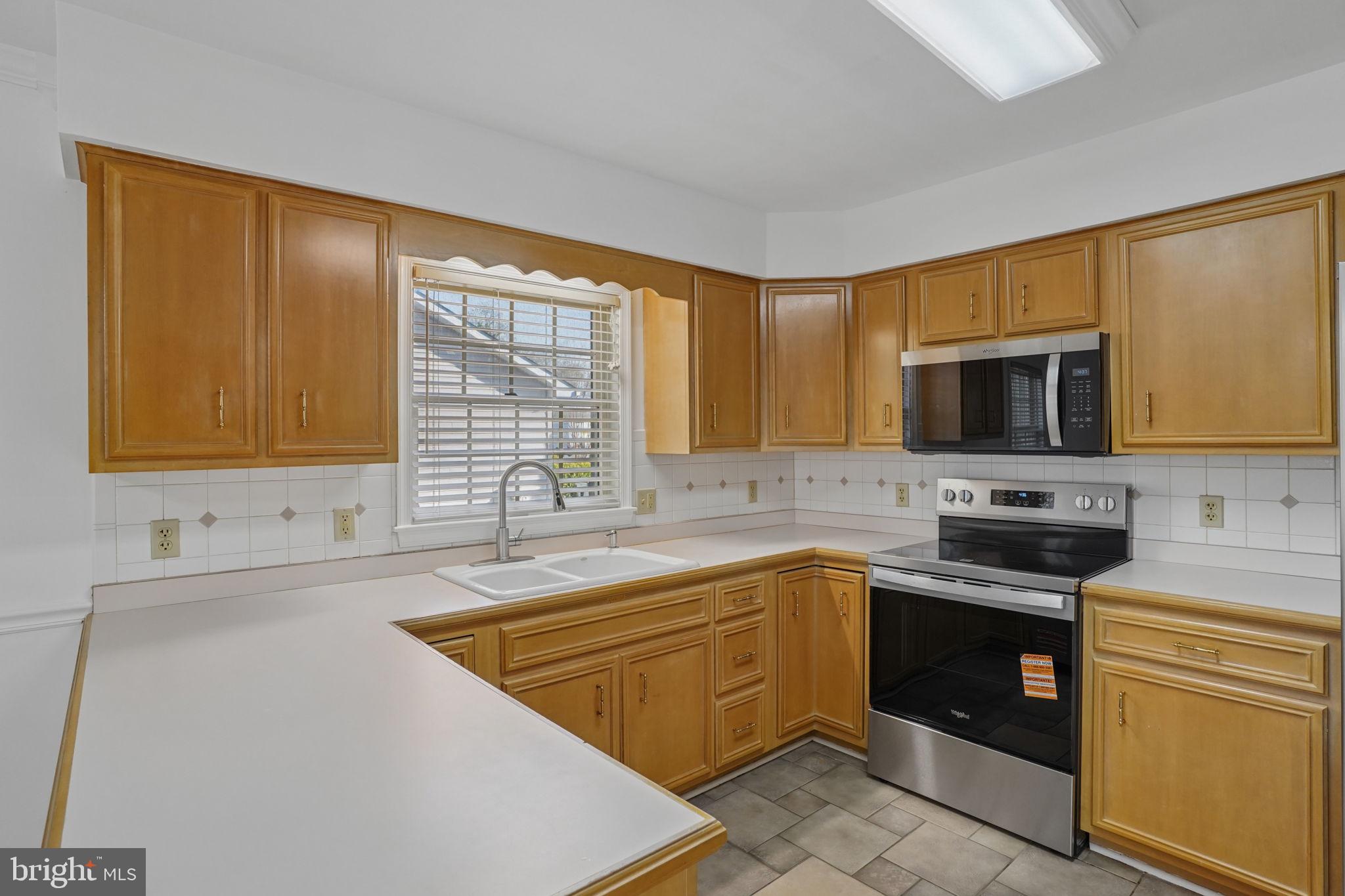 SAW MILL VIL - Residential