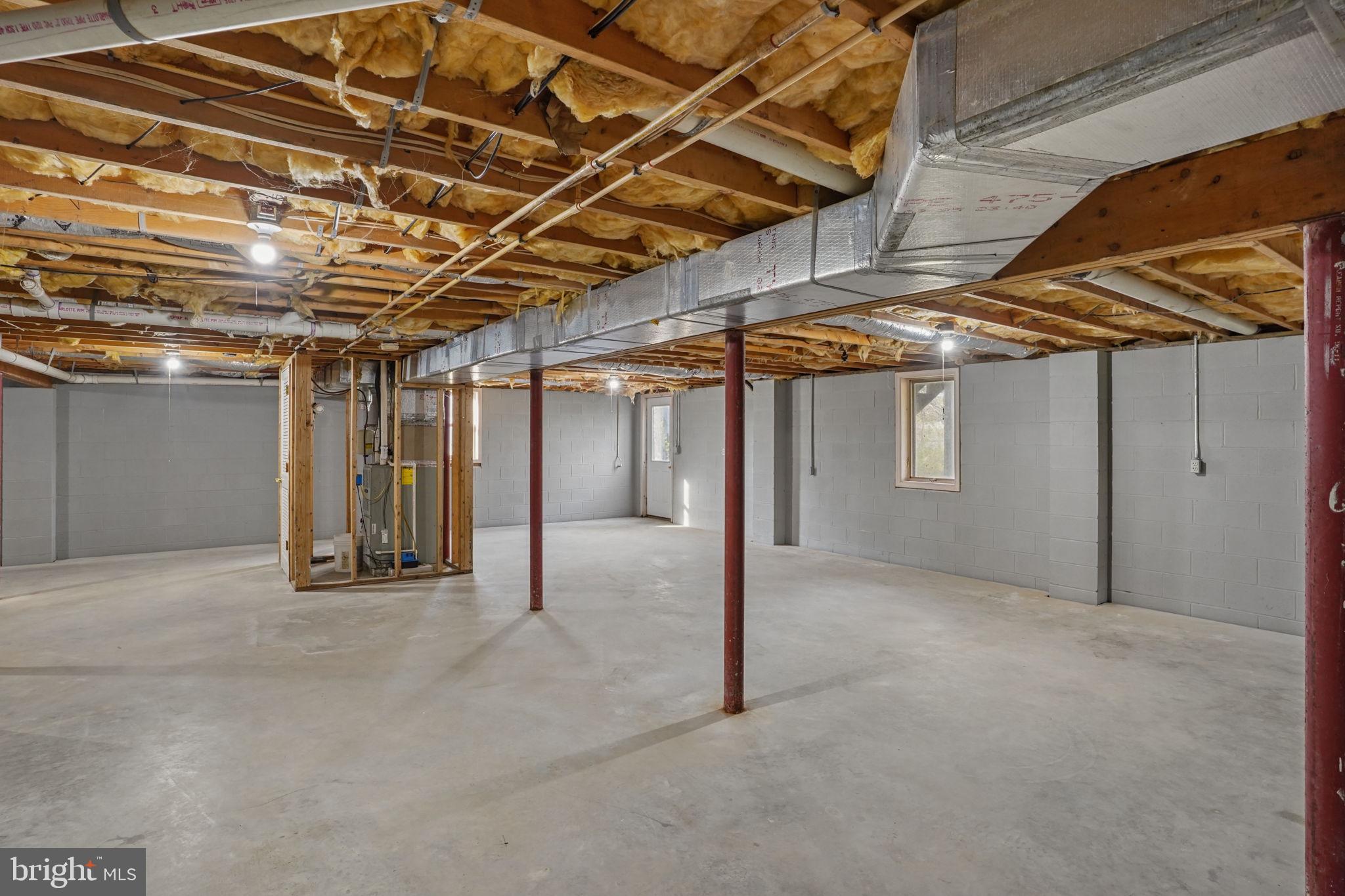 SAW MILL VIL - Residential