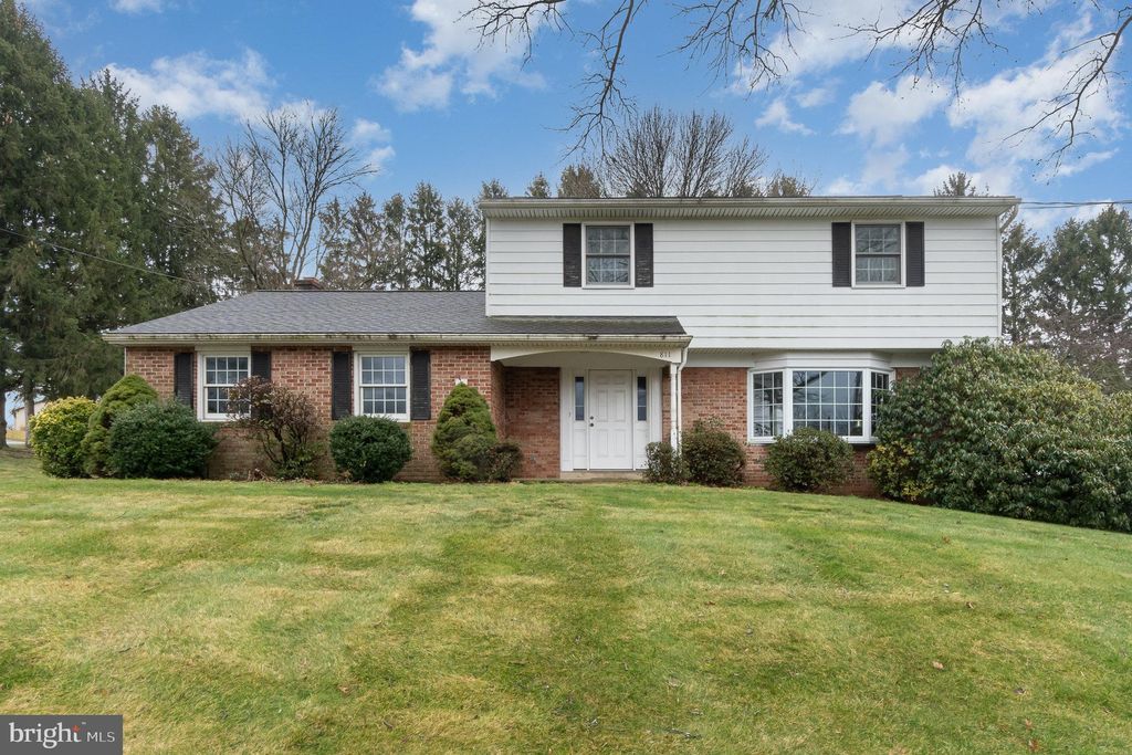 Photo of 811 Newport Road, Manheim, PA 17545 (MLS # PALA2047686)