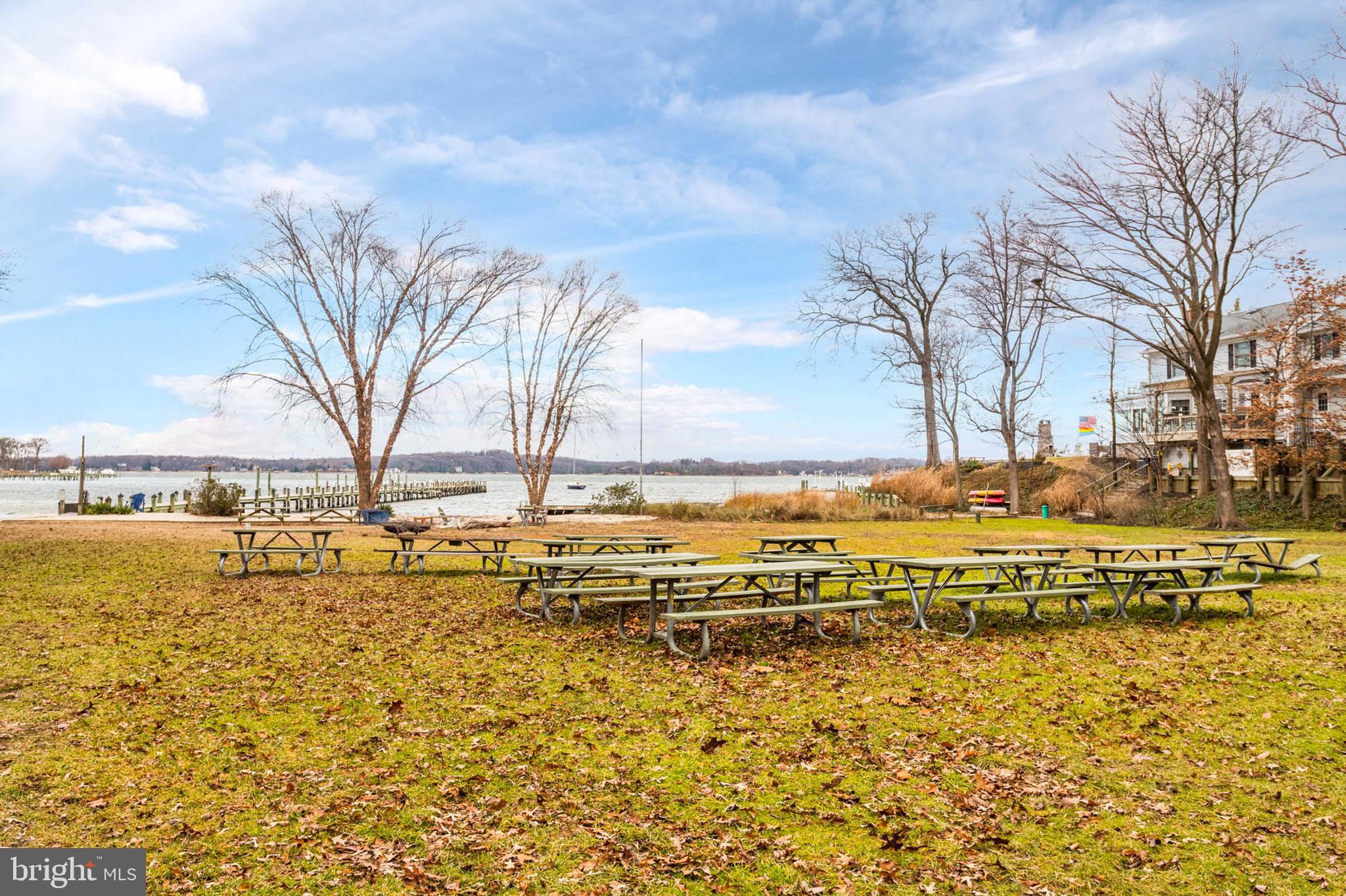 BAYBERRY HILL - Residential