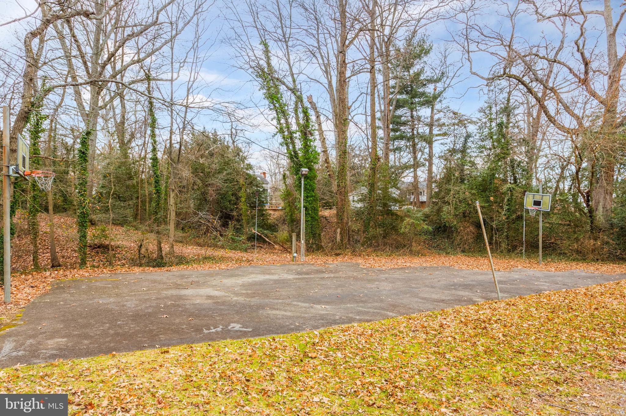 BAYBERRY HILL - Residential