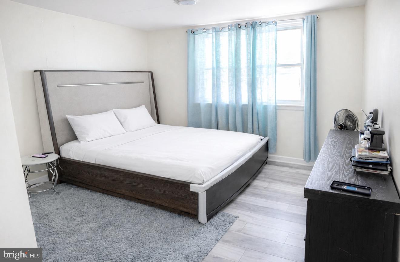 MAYFAIR - Residential