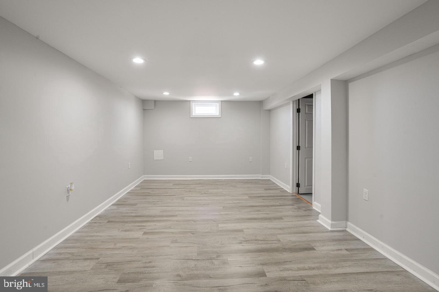 HILLCREST GARDENS - Residential